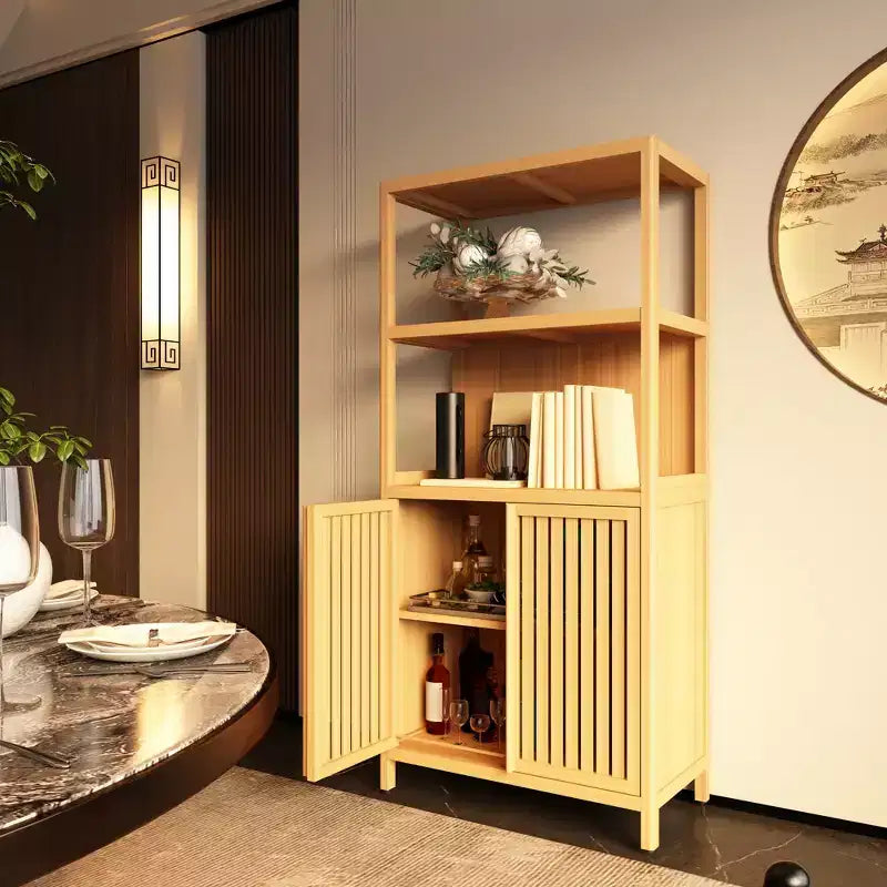 Meuble de rangement de salle de bain autoportant en bambou avec 2 portes magnétiques et étagères, 24,5 po de largeur