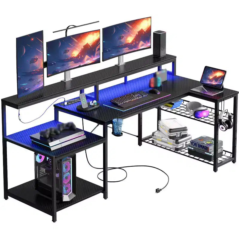 Bureau de jeu 71,5 pouces avec prise de courant, bureau d'ordinateur en L avec support pour moniteur, table de joueur d'angle avec étagère réglable et crochet pour casque