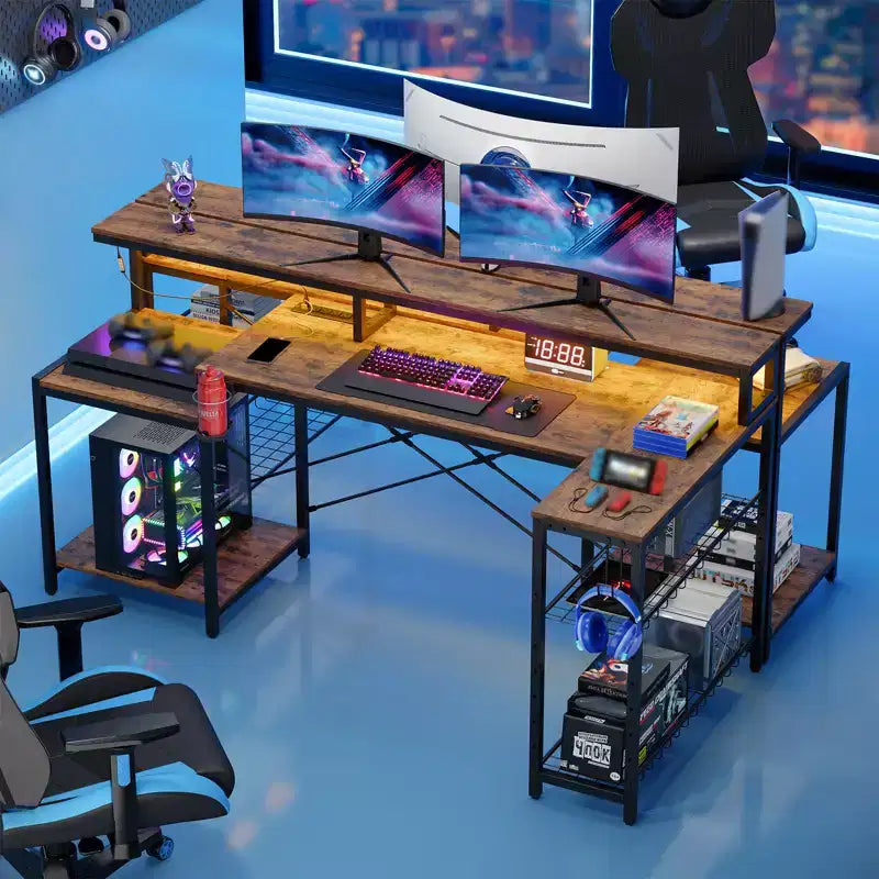 Bureau de jeu 71,5 pouces avec prise de courant, bureau d'ordinateur en L avec support pour moniteur, table de joueur d'angle avec étagère réglable et crochet pour casque