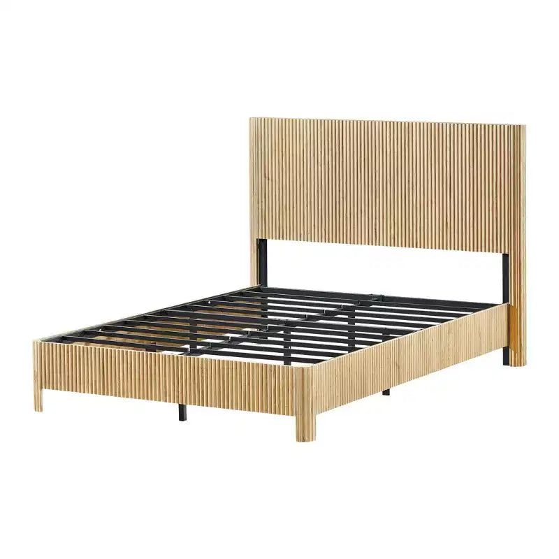 Cadre de lit en bois avec garniture ondulée